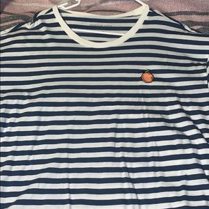 American Eagle shirt